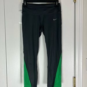 Nike Dri Fit Womens Capri Leggings Size XS